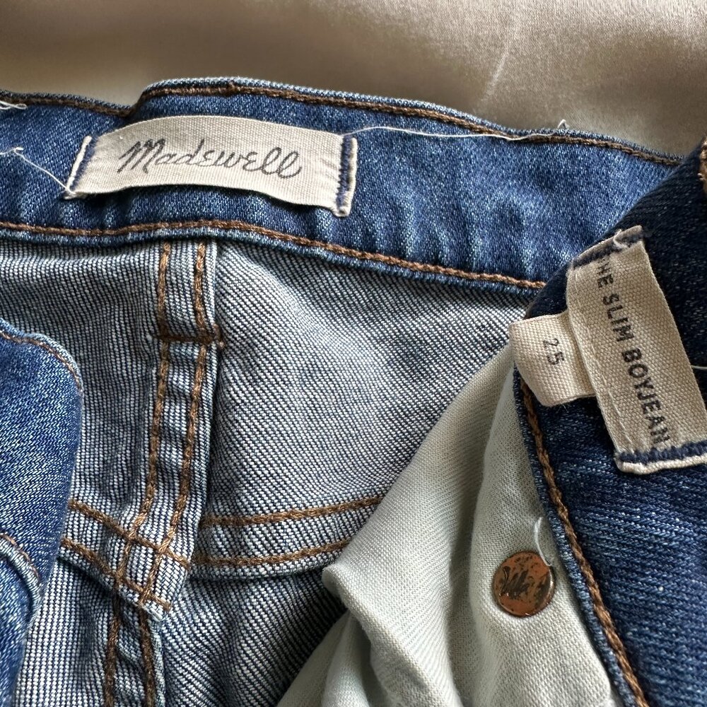 Madewell The Slim Boyjean ripped jeans size 25